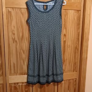 Max Studio Black and White Patterned Dress